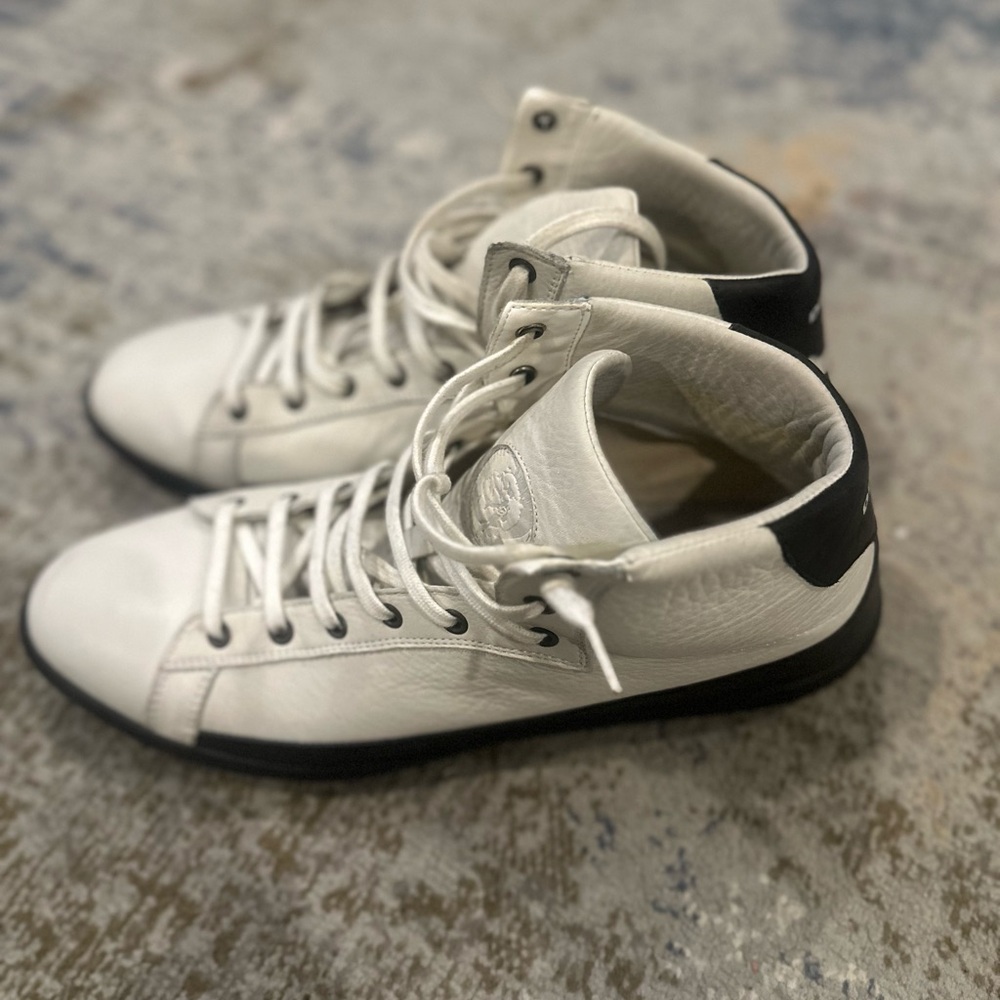 Diesel Bone High-Top Sneakers View 2